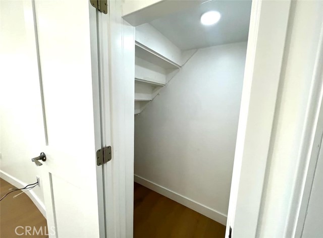 624 W 38th Street, San Pedro CA: https://media.crmls.org/medias/162aa99d-d1c6-4b31-9a30-1081574ca882.jpg