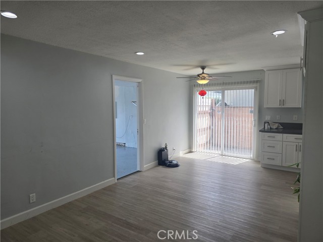 Detail Gallery Image 5 of 15 For 12561 Strathmore, Garden Grove,  CA 92840 - 3 Beds | 2 Baths