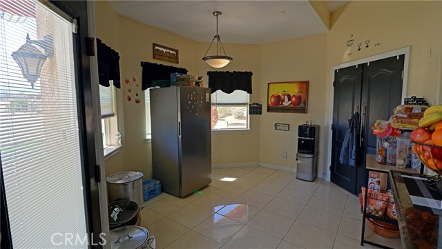 Detail Gallery Image 11 of 32 For 7445 Cedar, Phelan,  CA 92371 - 5 Beds | 3 Baths