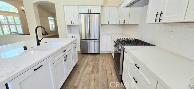 Image 9 of 28 For 31821 Corte Montecito