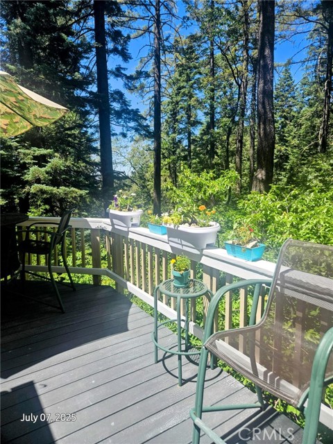 848 Oakmont, Lake Arrowhead CA: https://media.crmls.org/medias/162cb13f-6c74-471d-aa9d-d22a9c215850.jpg