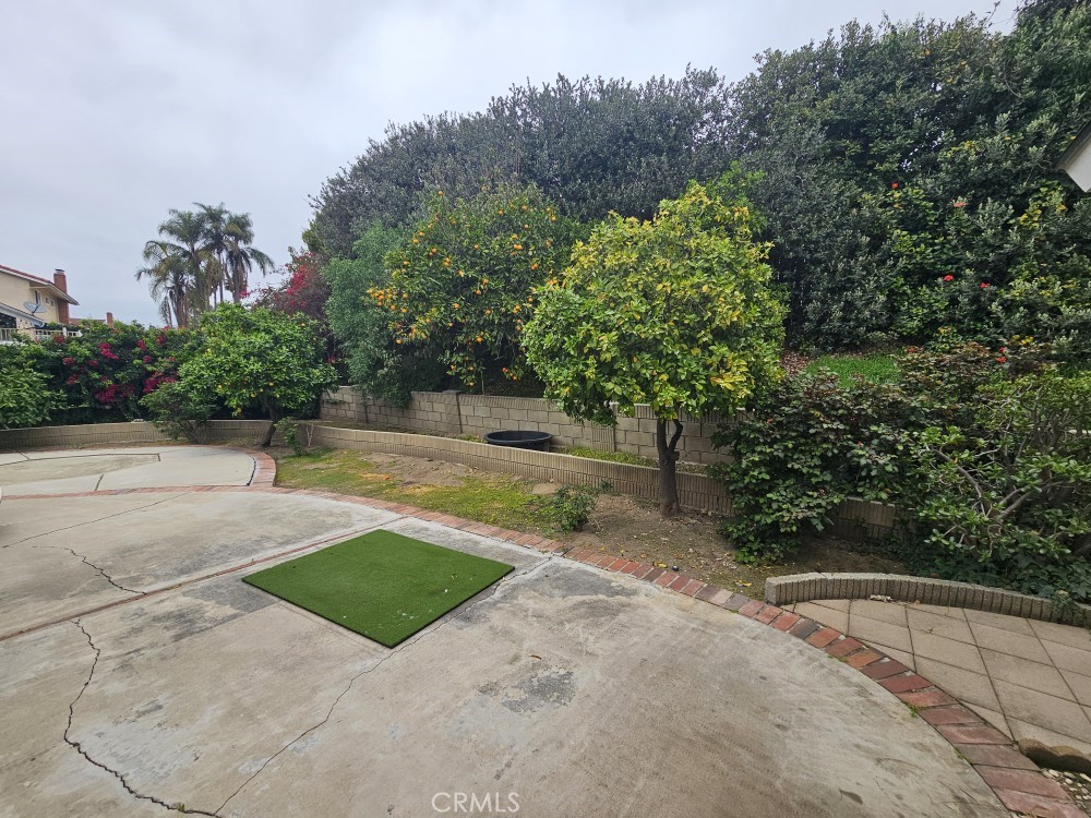 https://media.crmls.org/medias/162cbe7c-2bb7-4a5e-ae30-a070b3db594e.jpg?preset=X-Large