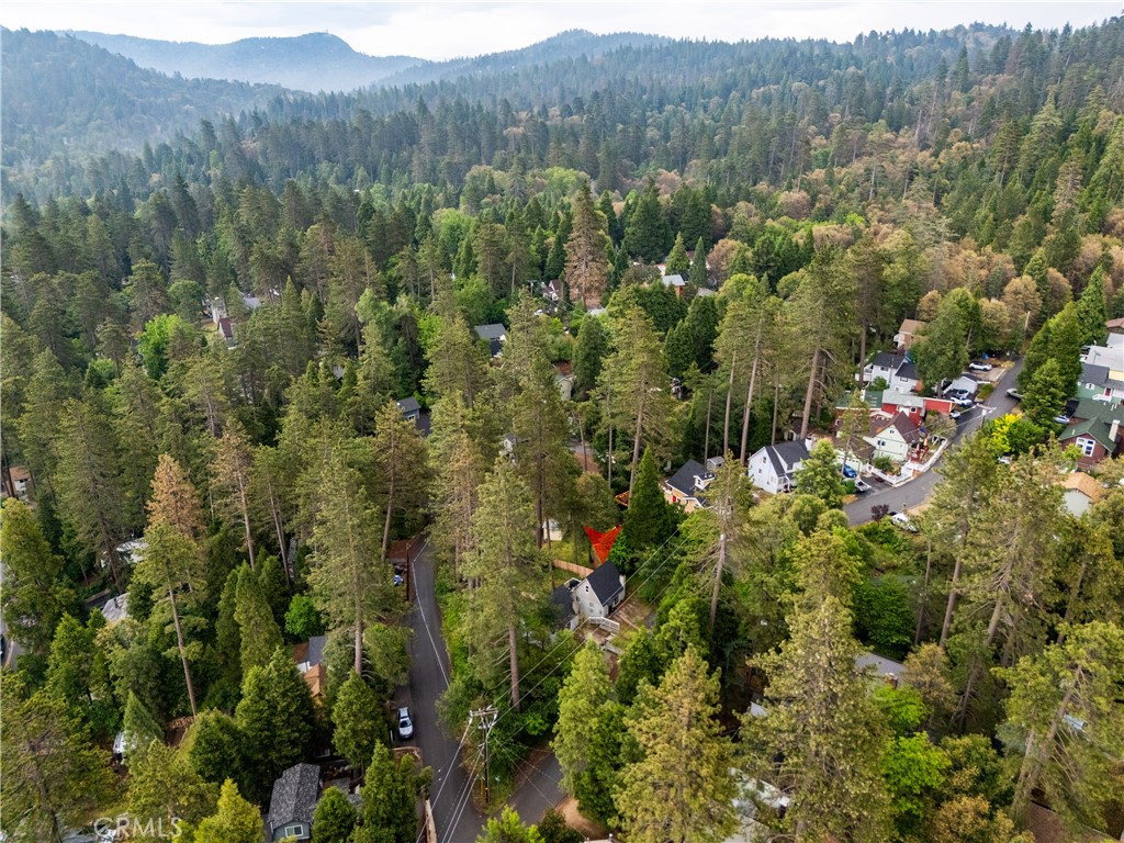 https://media.crmls.org/medias/162cdf2d-bbdd-47d4-a399-740ff9768b39.jpg?preset=X-Large