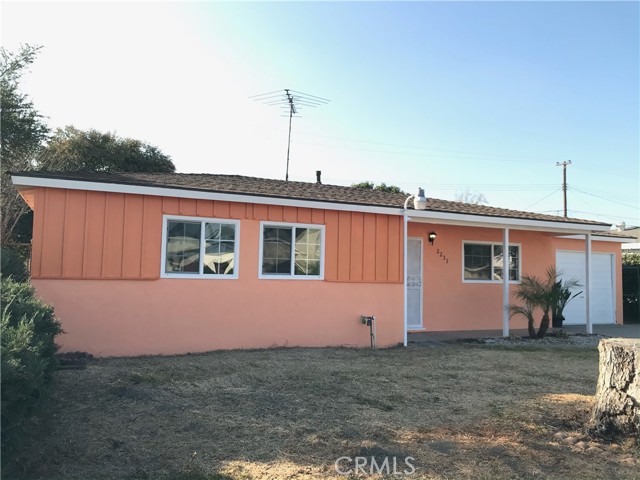 Detail Gallery Image 5 of 9 For 2233 W Encino Pl, Pomona,  CA 91766 - 3 Beds | 1 Baths