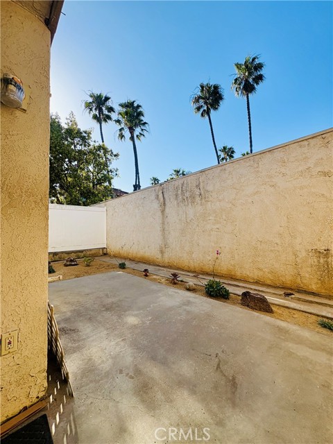 Detail Gallery Image 17 of 25 For 17081 Green Ln, Huntington Beach,  CA 92649 - – Beds | – Baths