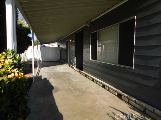 2230 Lake Park Drive, San Jacinto CA: https://media.crmls.org/medias/162db496-5d6f-4fb1-b435-1bdc9bba9f84.jpg