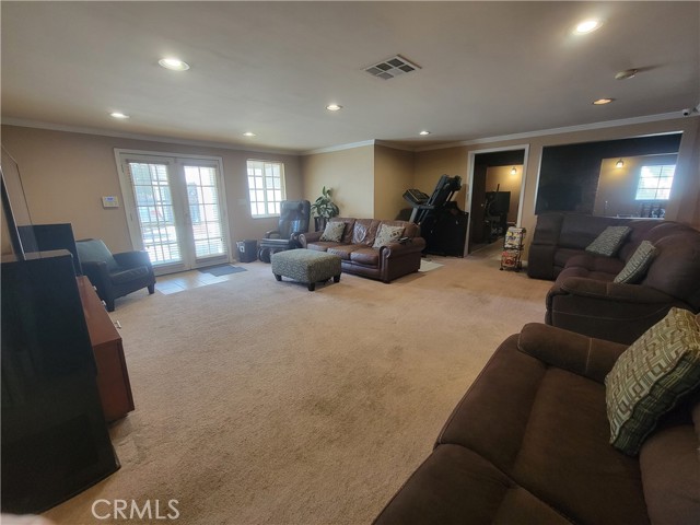 7161 N Atlantic Place, Long Beach CA: https://media.crmls.org/medias/162df4a4-daa5-4892-a542-dc16ac9ec71e.jpg