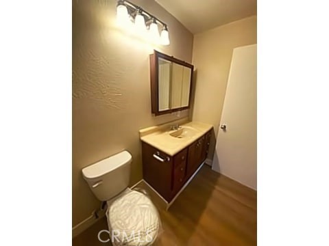 Detail Gallery Image 8 of 12 For 5605 Carlota Blvd, Los Angeles,  CA 90042 - 2 Beds | 2 Baths