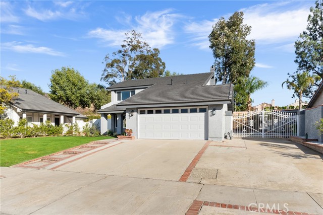 Detail Gallery Image 2 of 43 For 1682 Flowerdale St, Simi Valley,  CA 93063 - 3 Beds | 2/1 Baths