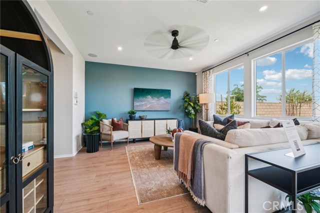 Detail Gallery Image 4 of 22 For 15394 Thundercloud Ln, Victorville,  CA 92394 - 3 Beds | 2/1 Baths