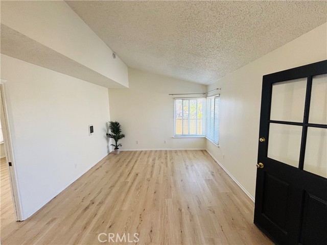 Detail Gallery Image 5 of 10 For 1678 Anacapa Dr, Camarillo,  CA 93010 - 1 Beds | 1 Baths