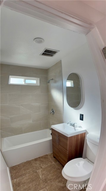 Detail Gallery Image 8 of 15 For 15025 Roseton, Norwalk,  CA 90650 - 2 Beds | 1 Baths