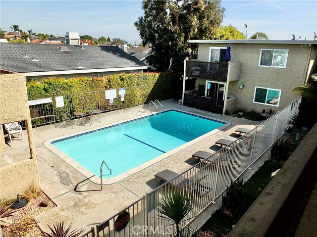 720 Meyer Lane, Redondo Beach, California 90278, 2 Bedrooms Bedrooms, ,2 BathroomsBathrooms,Residential,Sold,Meyer,PW22057237