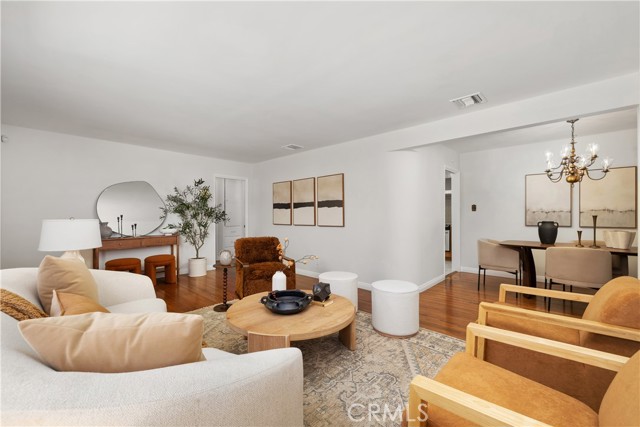 Detail Gallery Image 10 of 60 For 5023 Temple City Bld, Temple City,  CA 91780 - 2 Beds | 1/1 Baths