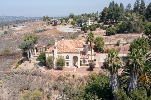Detail Gallery Image 3 of 72 For 7007 Golden Vale Dr, Riverside,  CA 92506 - 4 Beds | 4/1 Baths