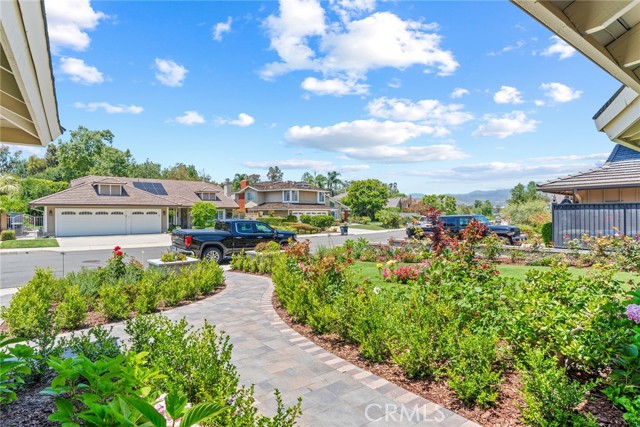 21492 Countryside Drive, Lake Forest CA: https://media.crmls.org/medias/1635203c-df69-4129-a5f5-c54100768ff9.jpg