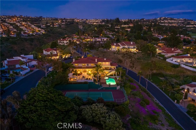 2725 Via Victoria, Palos Verdes Estates, California 90274, 7 Bedrooms Bedrooms, ,7 BathroomsBathrooms,Residential,Sold,Via Victoria,PV21149024