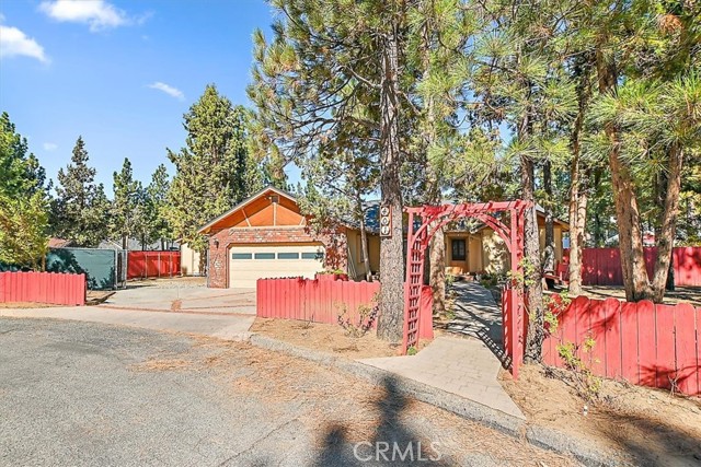 Detail Gallery Image 29 of 29 For 401 E Angeles Bld, Big Bear City,  CA 92314 - 3 Beds | 2 Baths