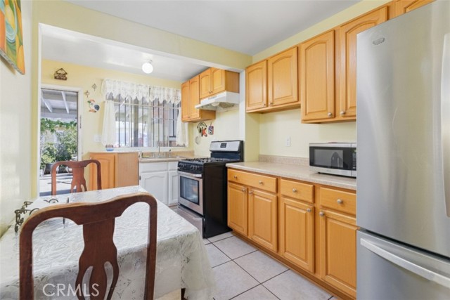 Detail Gallery Image 4 of 38 For 3224 Griffin, Los Angeles,  CA 90031 - 5 Beds | 2 Baths