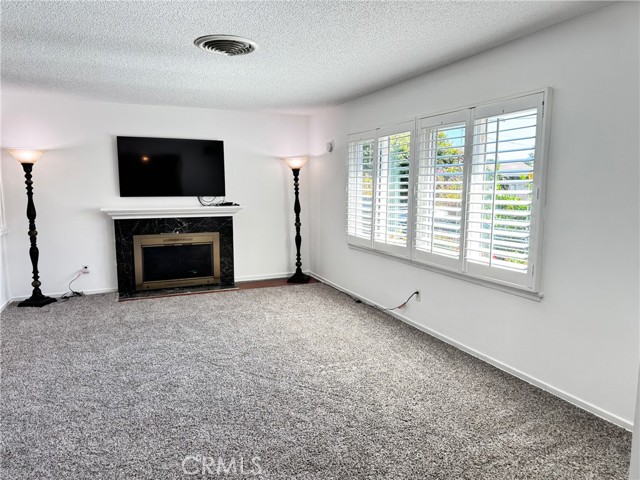 Detail Gallery Image 16 of 69 For 19523 Friar, Tarzana,  CA 91335 - 3 Beds | 2 Baths