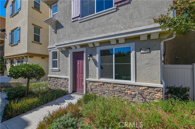 Detail Gallery Image 3 of 28 For 2882 Cedar Ln, Pomona,  CA 91767 - 3 Beds | 2/2 Baths