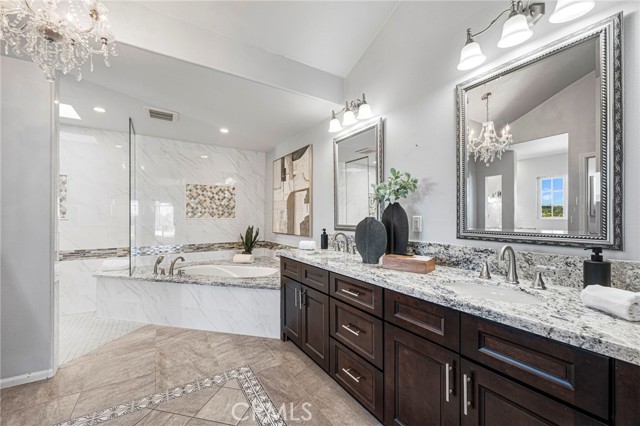 40115 Via Cordova, Temecula CA: https://media.crmls.org/medias/16374638-4011-452a-96a3-9e703c667f89.jpg