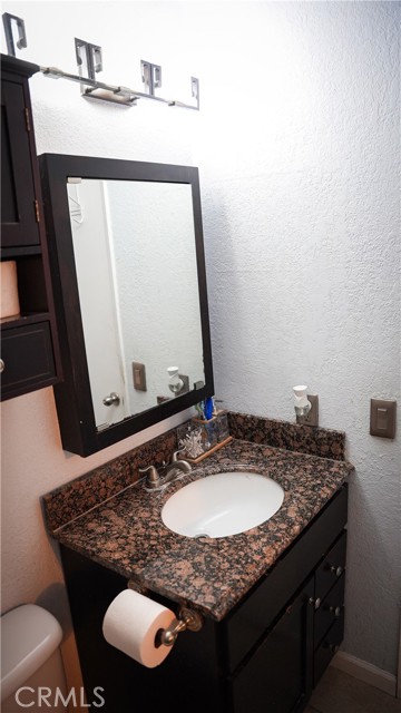 Detail Gallery Image 29 of 41 For 7928 Serapis Ave #15,  Pico Rivera,  CA 90660 - 2 Beds | 2 Baths