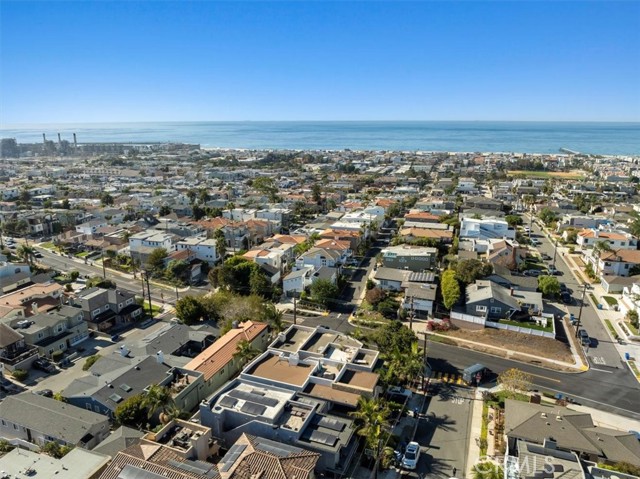 Detail Gallery Image 30 of 32 For 1124 8th St, Hermosa Beach,  CA 90254 - 5 Beds | 4 Baths