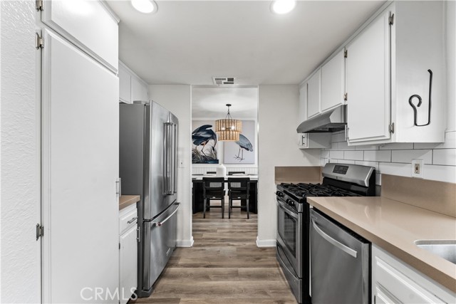 Detail Gallery Image 21 of 47 For 3300 W Avenue J3, Lancaster,  CA 93536 - 4 Beds | 3 Baths