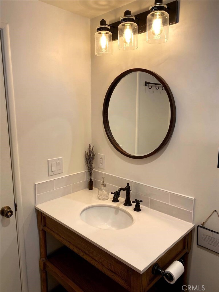 MLS #OC25041566 img 20