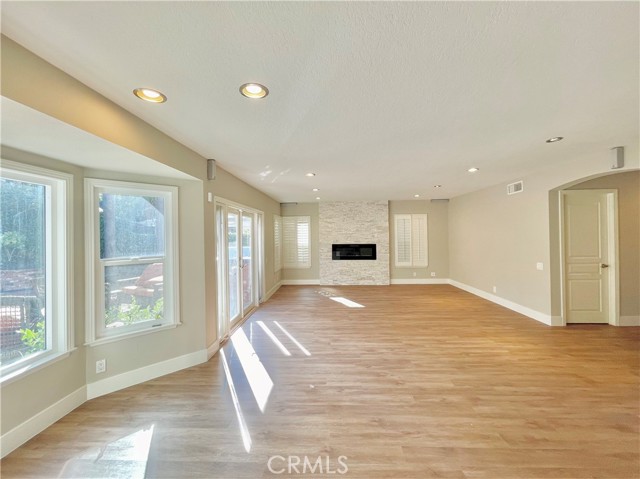 Detail Gallery Image 10 of 22 For 10 Ramada, Irvine,  CA 92620 - 4 Beds | 3 Baths