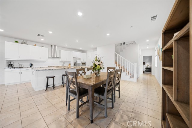 Detail Gallery Image 21 of 49 For 284 Harringay, Irvine,  CA 92618 - 4 Beds | 3 Baths