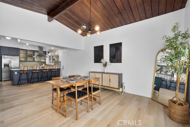 140 E 69th Street, Long Beach CA: https://media.crmls.org/medias/163b064e-aa98-4374-9f55-37d90f20848f.jpg