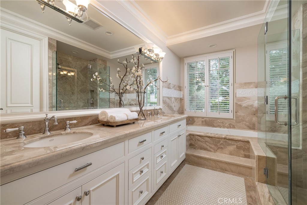 163b1680 Ab35 41e1 99cc 394445c549f8