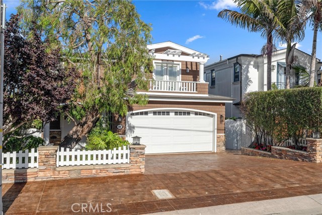 2000 Walnut Avenue, Manhattan Beach CA: https://media.crmls.org/medias/163b4600-9b74-4e42-881a-26485a0778fd.jpg