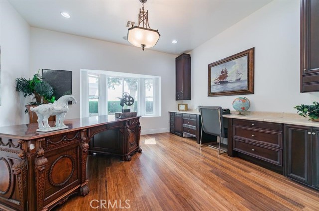 801 S Michillinda Avenue, Pasadena CA: https://media.crmls.org/medias/163b4a1c-1757-4ca2-83ed-92968abb13d2.jpg