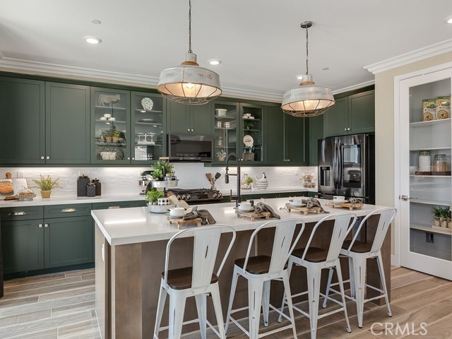 Detail Gallery Image 12 of 39 For 28921 Saddle Cir, Castaic,  CA 91384 - 4 Beds | 3 Baths