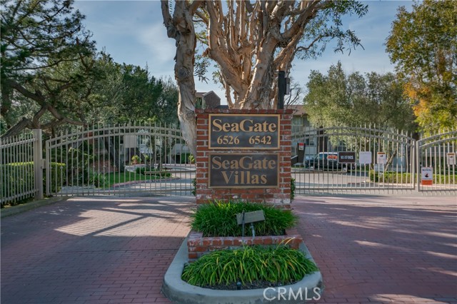 6542 Ocean Crest Drive, Rancho Palos Verdes, California 90275, 2 Bedrooms Bedrooms, ,1 BathroomBathrooms,Residential,Sold,Ocean Crest,SB23010629