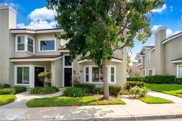 Detail Gallery Image 1 of 1 For 202 Greenmoor #89,  Irvine,  CA 92614 - 3 Beds | 2/1 Baths