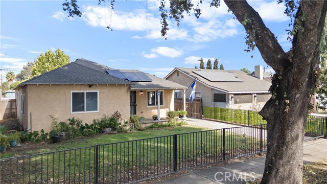 Detail Gallery Image 3 of 20 For 1737 N Mountain View Ave, San Bernardino,  CA 92405 - 4 Beds | 2 Baths