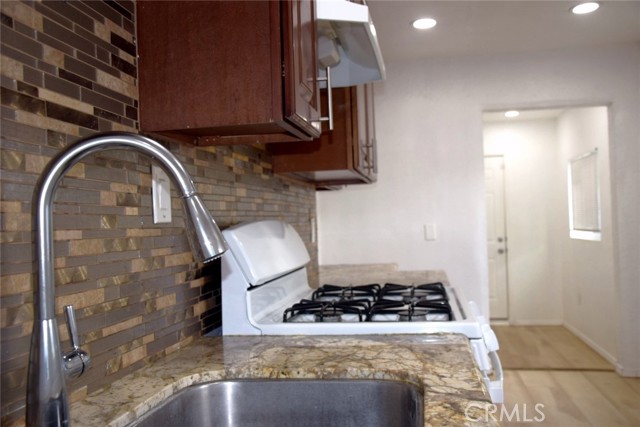 Detail Gallery Image 11 of 35 For 416 W Park, Ontario,  CA 91762 - 2 Beds | 1 Baths