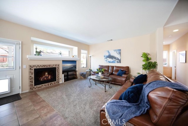 Detail Gallery Image 13 of 40 For 29063 Boulder Crest, Menifee,  CA 92584 - 5 Beds | 3 Baths