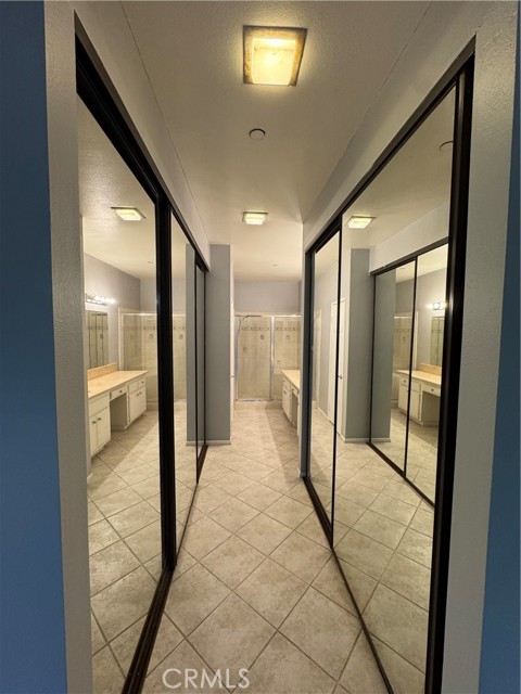 Detail Gallery Image 9 of 20 For 2538 W Macarthur #E,  Santa Ana,  CA 92704 - 2 Beds | 2 Baths