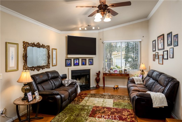 Detail Gallery Image 12 of 28 For 802 Roadrunner Way, Perris,  CA 92570 - 3 Beds | 2 Baths