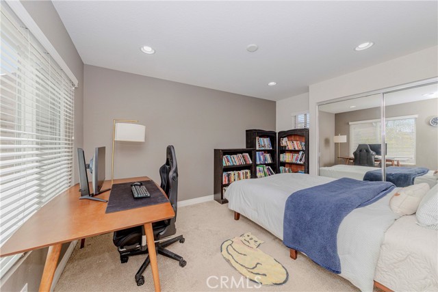 19 Las Cruces, Irvine CA: https://media.crmls.org/medias/16447216-8a40-475b-8824-9faa9f57cc61.jpg
