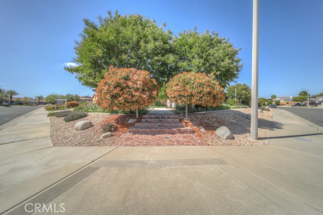 42133 Wagon Wheel Lane, Murrieta CA: https://media.crmls.org/medias/1645ee54-bca1-4cab-b149-441ee61a751d.jpg