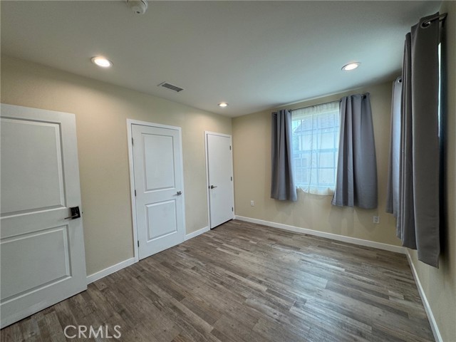 434 N Beachwood Drive, Burbank CA: https://media.crmls.org/medias/164611be-f0ad-499d-bc58-ad5b484f3964.jpg