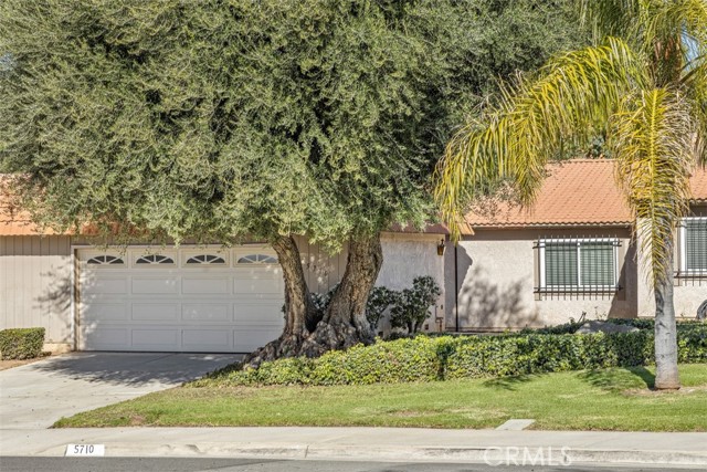 Detail Gallery Image 1 of 1 For 5710 Falling Leaf Ln, Jurupa Valley,  CA 92509 - 3 Beds | 2 Baths