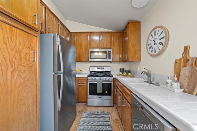 Detail Gallery Image 8 of 21 For 824 N Pasadena Ave #31,  Azusa,  CA 91702 - 2 Beds | 1 Baths