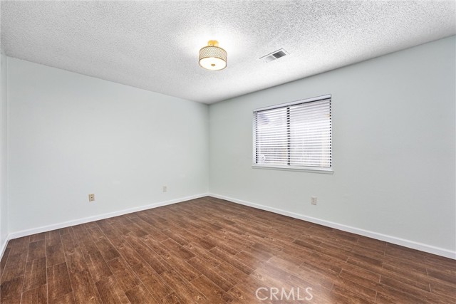 Detail Gallery Image 35 of 43 For 813 Orangewood, Bakersfield,  CA 93306 - 3 Beds | 2 Baths